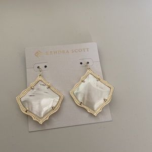 Kendra Scott Kirsten earrings